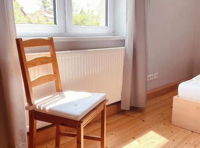 Ruhig, Modern & Naehe Altstadt! Appartement Meiningen